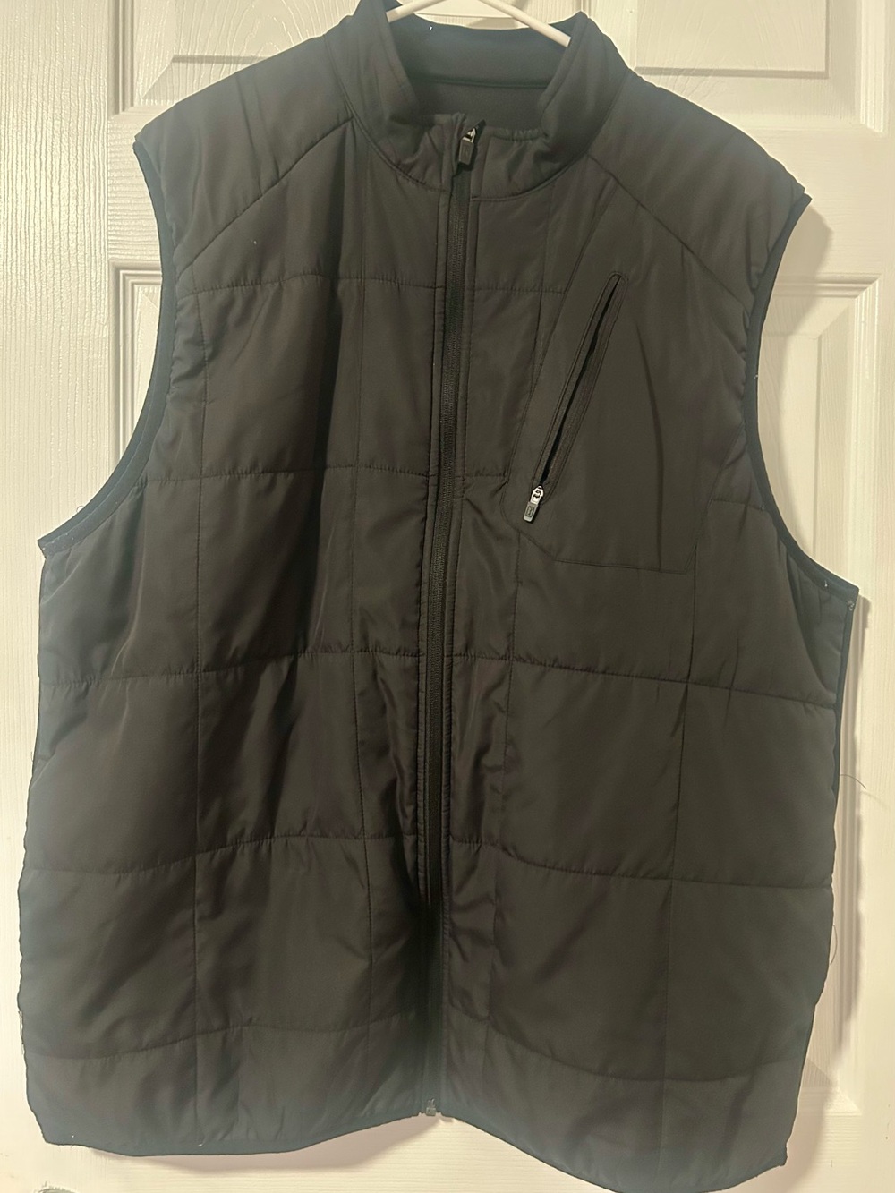 PGA Tour Black Quilted Sleeveless Golf Vest